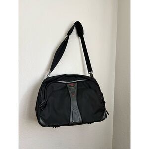 Tumi T-Tech Men's Black Nylon Expandable CarryOn  Bag #5540D